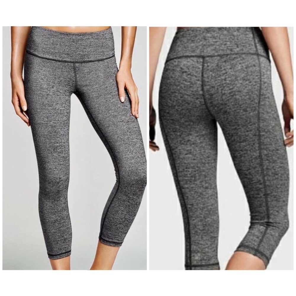 🆕NWOT! VICTORIAS SECRET KNOCKOUT WORKOUT CAPRIS😍